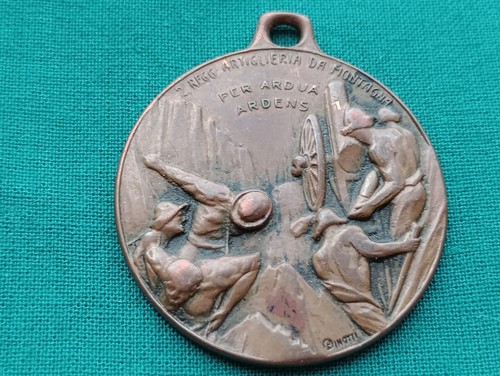 Alpini vecchia medaglia in - alpini, :